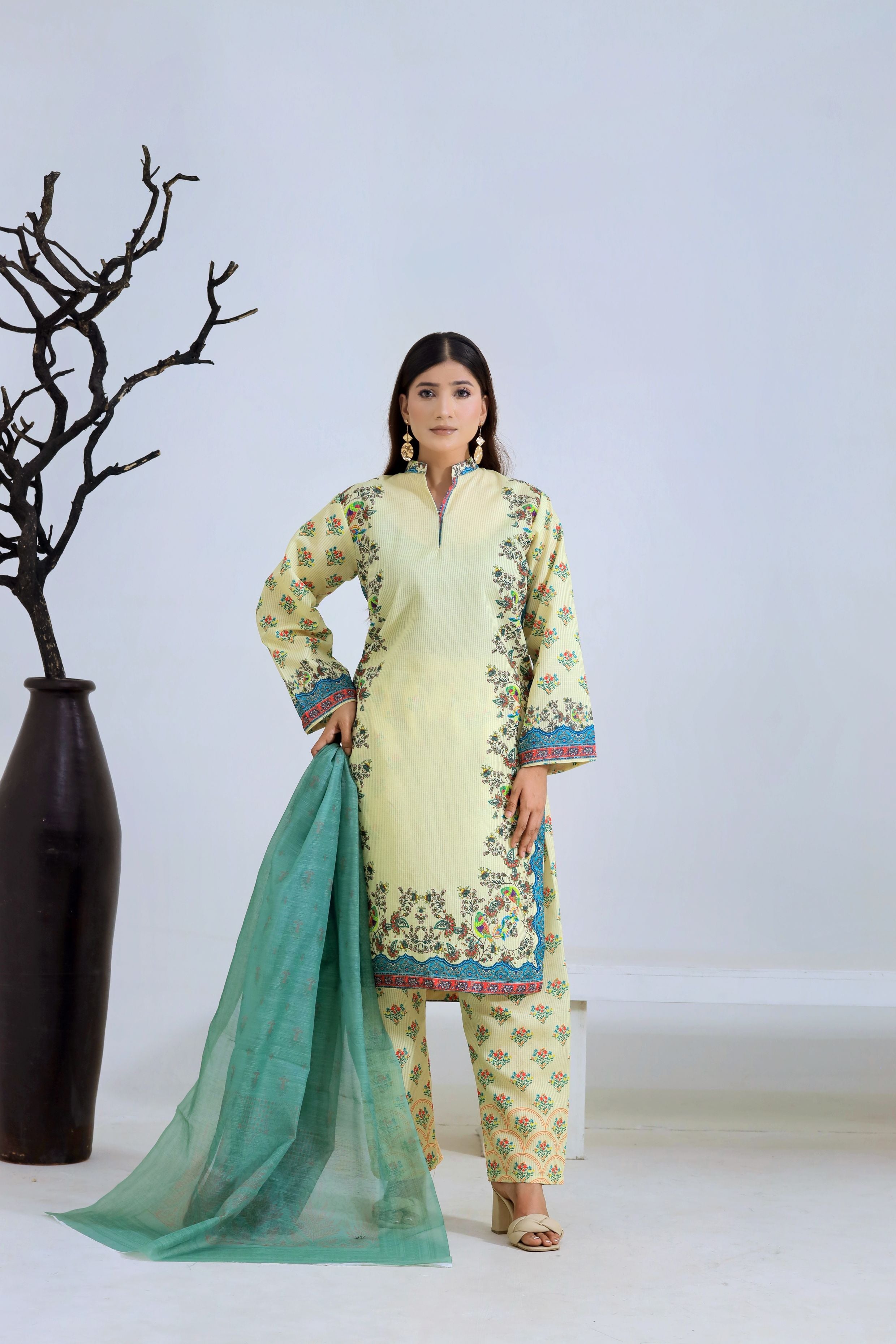 Lining Lawn Shirt Trouser With Monar Dupatta 3 PC Stitched Suit